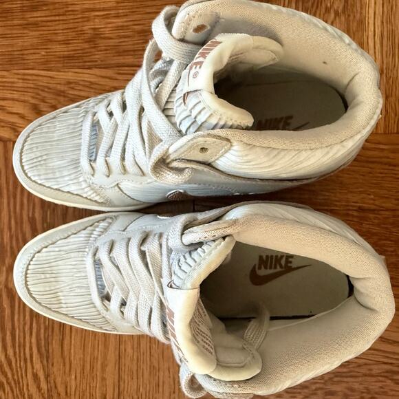 Rare Nike Dunk High Sky Hi Light Bone Metallic Red Bronze Sneaker Sz 5.5 - Picture 11 of 12